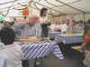 Gute Stimmung auch im Festzelt (35969 Byte)